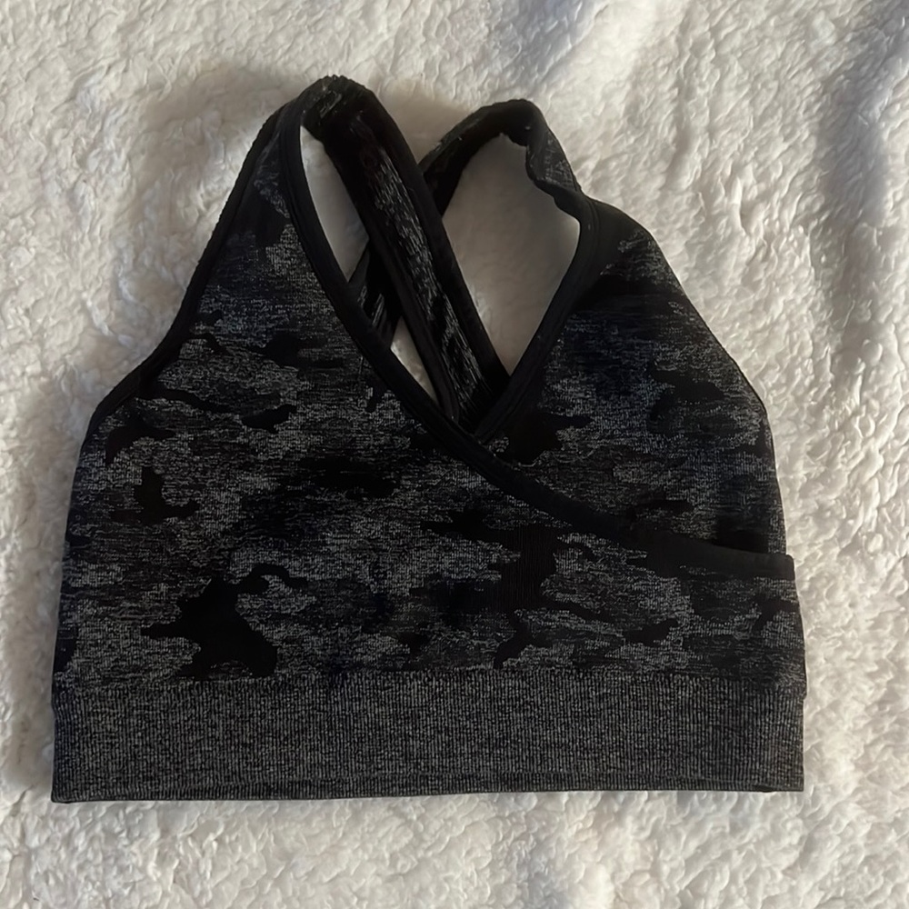 Gym shark sports bra